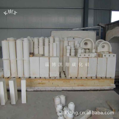 玻璃窑炉专用高温耐腐蚀硅线石六角筒砖 淄博凯翔碳化硅窑具厂的优势解析